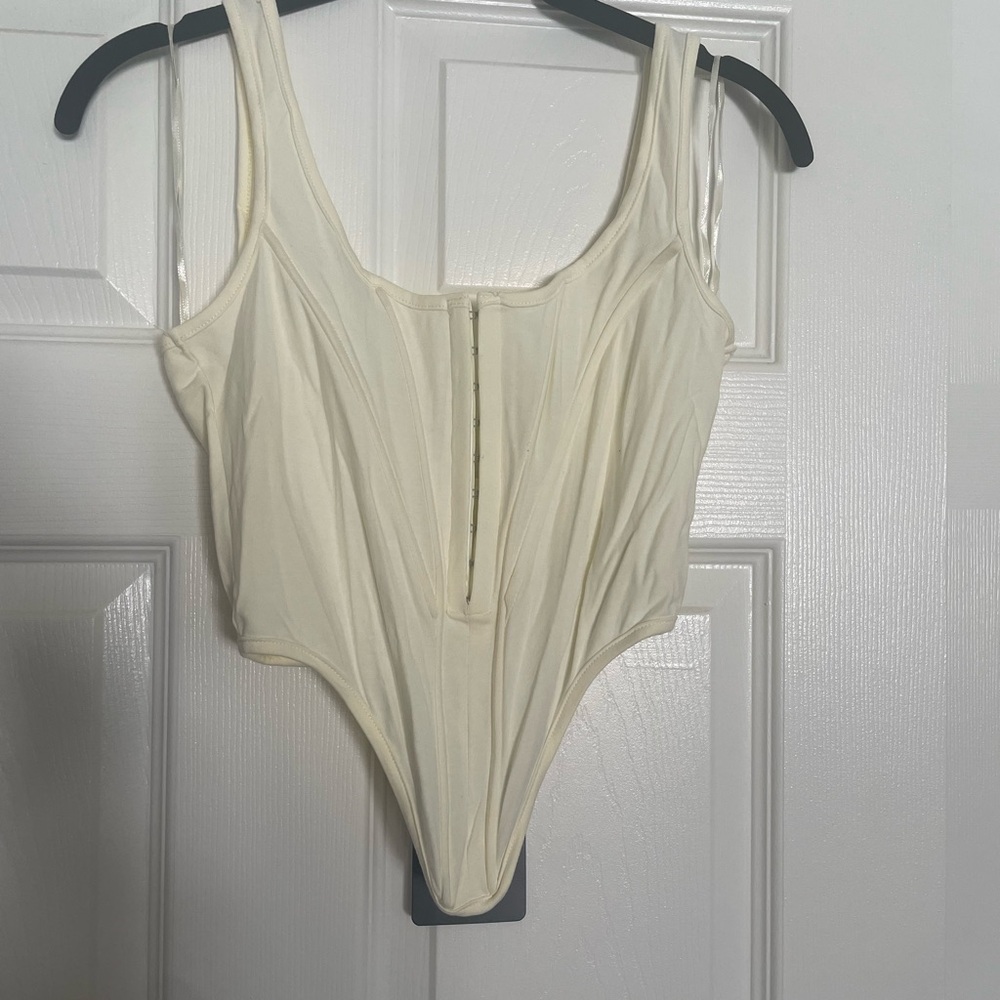 Stunning Ivory corset with Hook and eye front